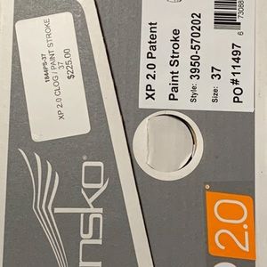 New never worn had to get orthotics ~ super cute